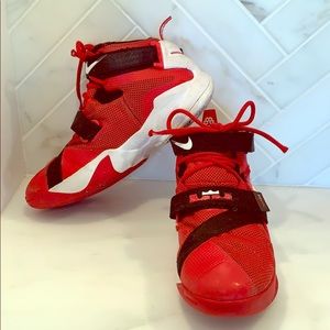 NIKE Lebron soldier Red basketball shoes